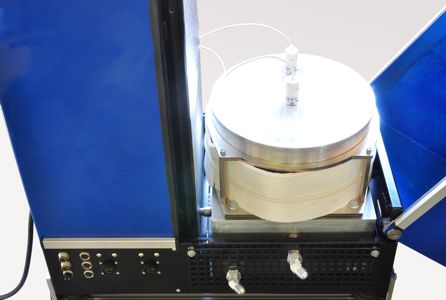 Aufbereitungsgerät für reaktive und nichtreaktive Schmelzkleber